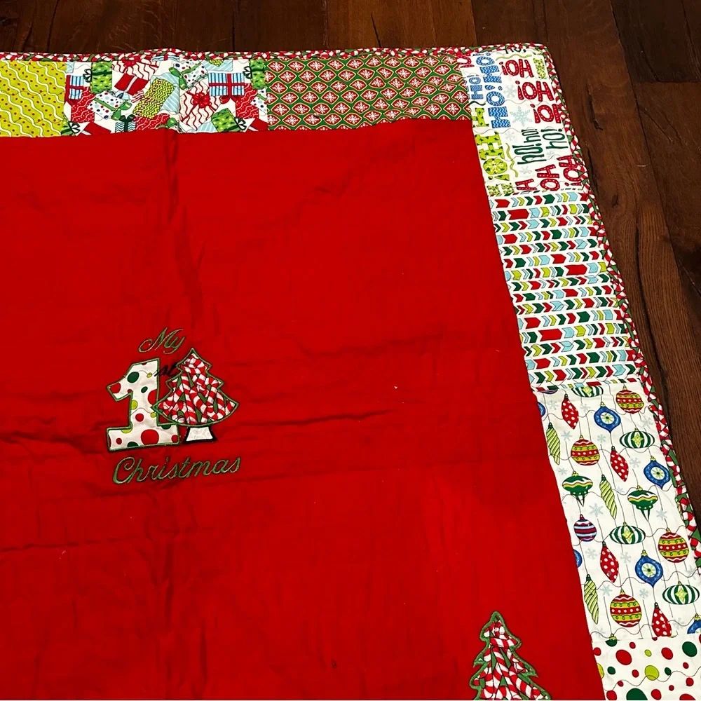 NEW! Homemade handmade baby’s 1st Christmas Quilt Holiday Red and Green